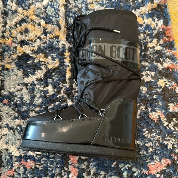 BLACK MOON BOOTS - Picture 6 of 10